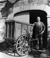 Fred England and his baker's cart acquired from Doughy Course